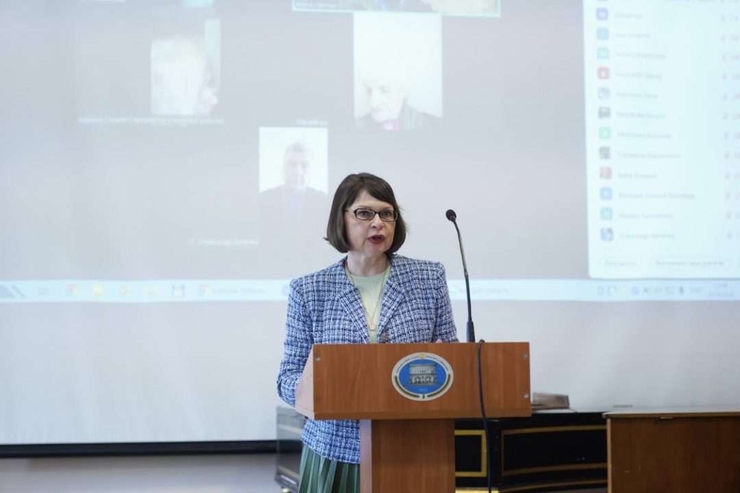 0-02-05-0869bdad8474c2a6edec91c1ba0269c8c5d56411a8598c176dc522a220747b24_1d6cfada51d366c