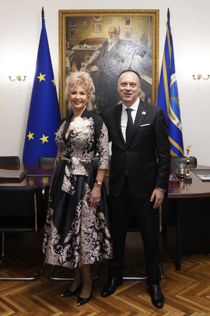 0-02-05-1747a1a5fb7ce74907e093232f70479f5acbac814895b2ffc3cfdbdbee873bab_4f135a41c1c18ddb