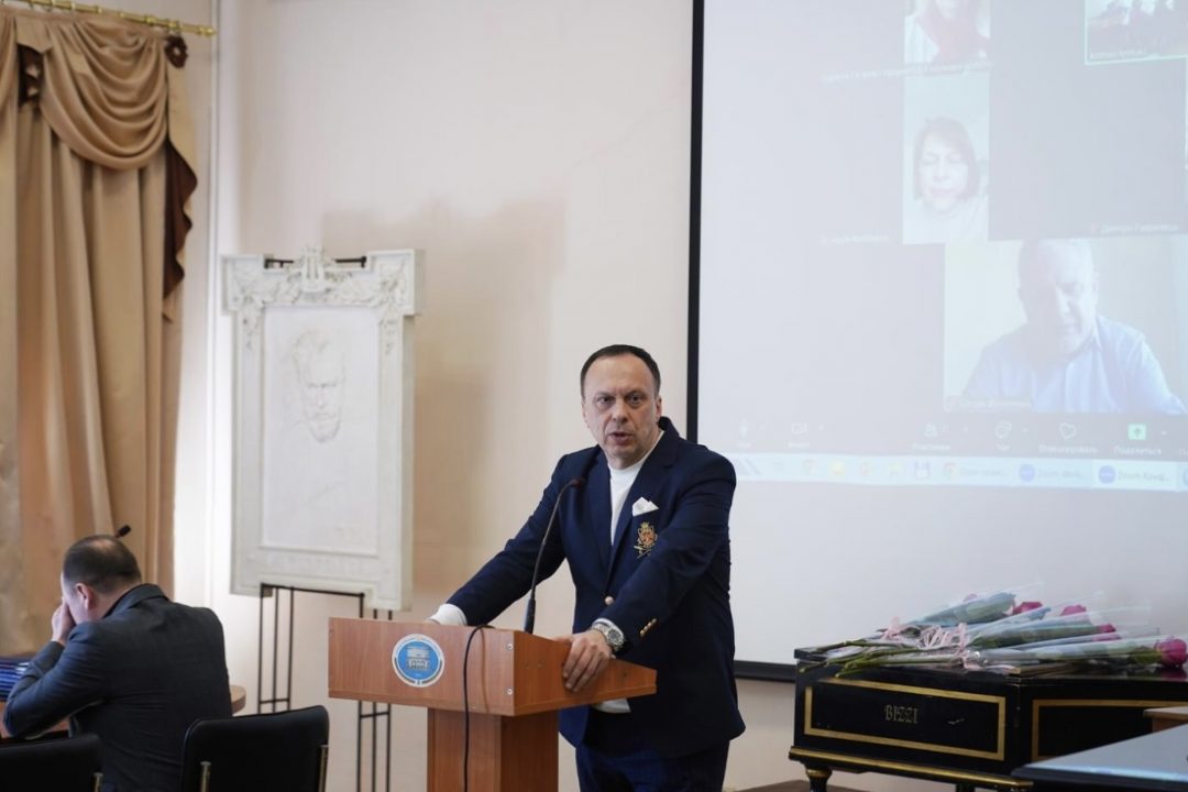 0-02-05-2b50a5e5ddd2d71d0271e4d6f95a401f386f5669f24ff9fed782726ce0cea86c_3a7e0c550904b1a0 0-02-05-2b50a5e5ddd2d71d0271e4d6f95a401f386f5669f24ff9fed782726ce0cea86c_3a7e0c550904b1a0