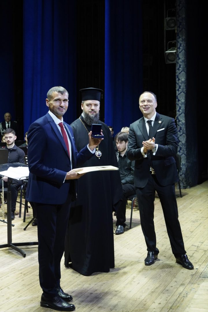 0-02-05-2c3b1a0c51db54ed40e7ac9690fbd3b1e1fbdfc34c1277e32abe8728de9b3382_1e055d1121c5d7e1