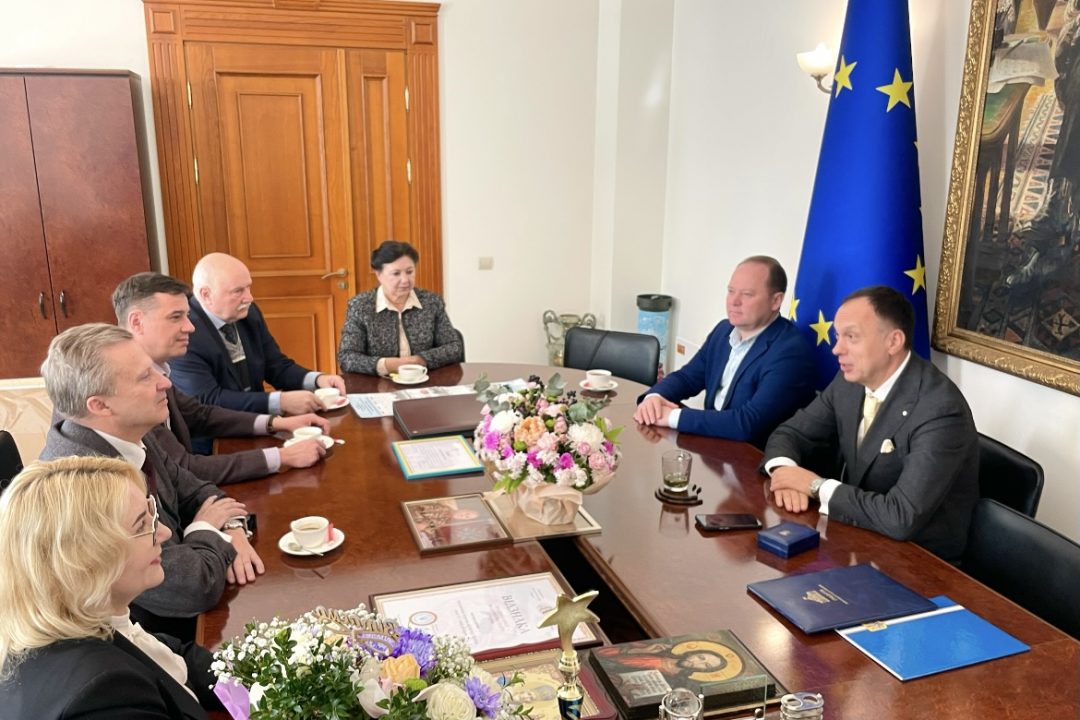 0-02-05-6ab5320c559c7cf85b20a7013507fc8814d8dc738fd0c81bbf4e1ac6d4d42701_b55bed1fd4175946 0-02-05-6ab5320c559c7cf85b20a7013507fc8814d8dc738fd0c81bbf4e1ac6d4d42701_b55bed1fd4175946