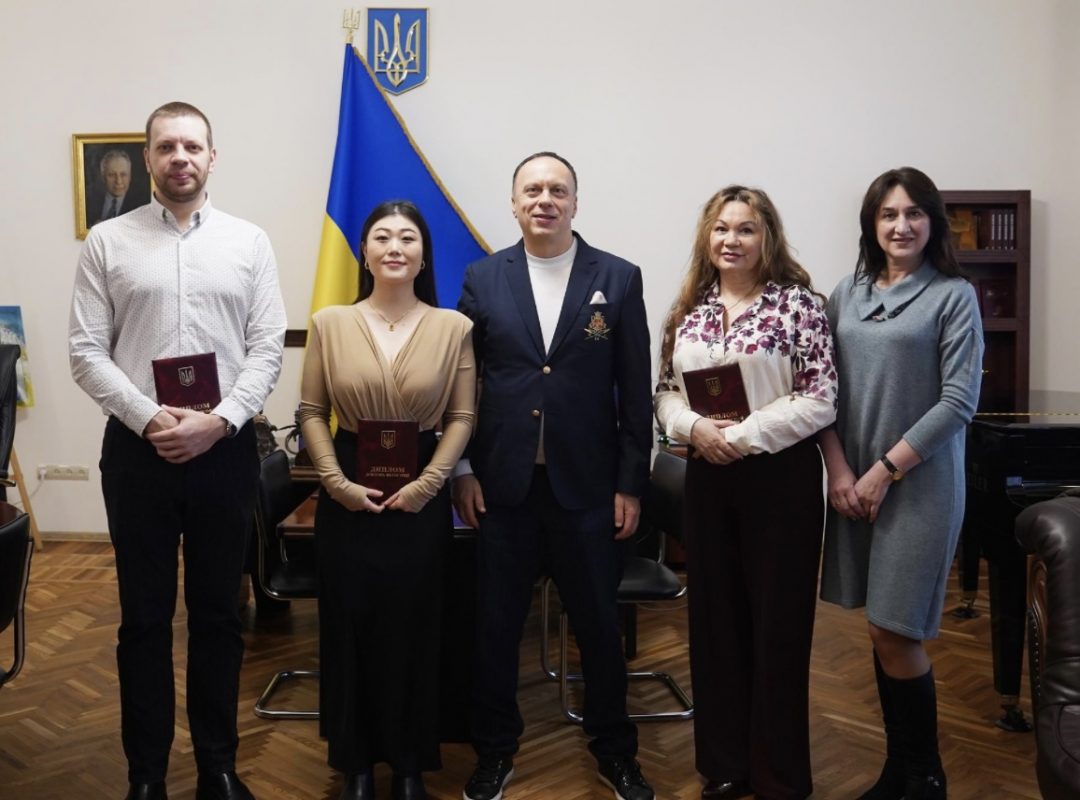 0-02-05-70678561909da346647cb64301f5e795fbd6a2a138e1c56ee81f98795efb844f_632f0f30a5c39b6d