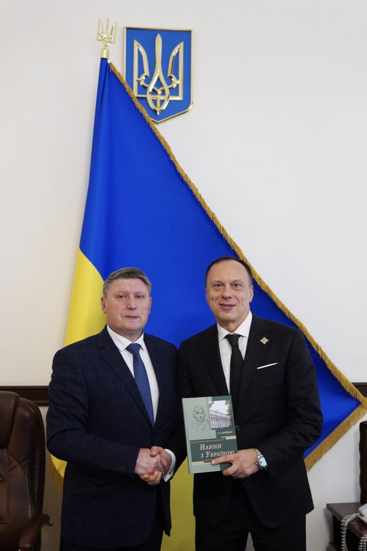 0-02-05-7c5e5728d85ad320cb878dfc69da78673891ee8a73e3d94d56e89458860d41c6_a1523c1e3683bd9f