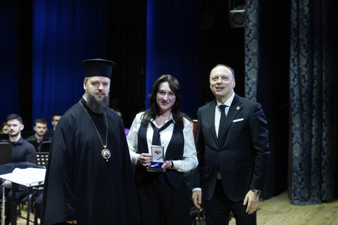 0-02-05-936389e01971f5db18f9771f5442ac7e4cdf3eedfa6a8bae1317c4cf9068450d_865d7d6d5373a229