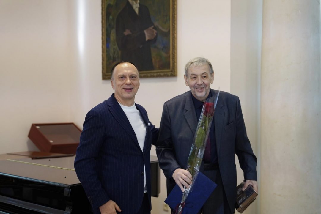 0-02-05-ae985957fab8be8ce935e2631fe1135a7fdf1dd3e0d27426c9f8dbfe54bc4e5f_6b8723fc05b25287