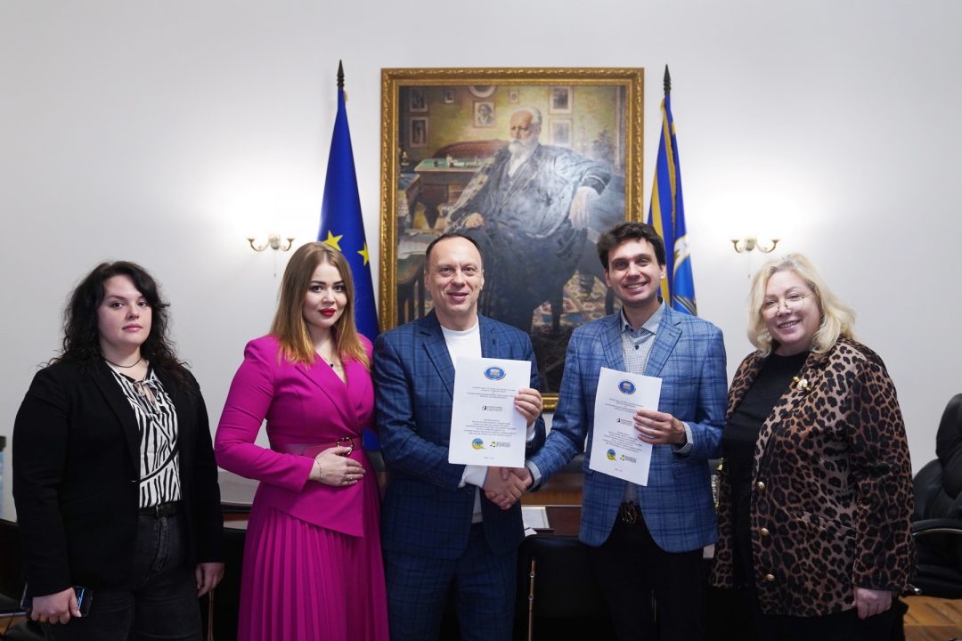 0-02-05-fc01fa4fe8ffaacbb1e402298bbf24545e87c374569b06a08abb78d8280a8cc1_eb43104820c0e5ce