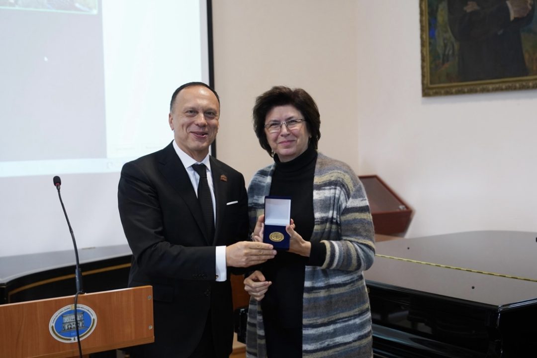 0-02-05-fc7bd1a885d966d2c5cde3e40d01e719ccc34de9707d901812f6e809e442f8ac_26ef3fc10e24c4da 0-02-05-fc7bd1a885d966d2c5cde3e40d01e719ccc34de9707d901812f6e809e442f8ac_26ef3fc10e24c4da