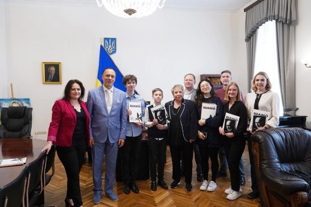 Молоді піаністи отримали нагороди IV Міжнародного конкурсу UKE-PIANO від родини Ігоря Шамо